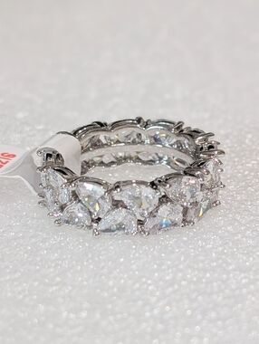 NWT Bomb Party Stunning Pear Shaped CZ Crystals Full Eternity Band Size 10 Ring